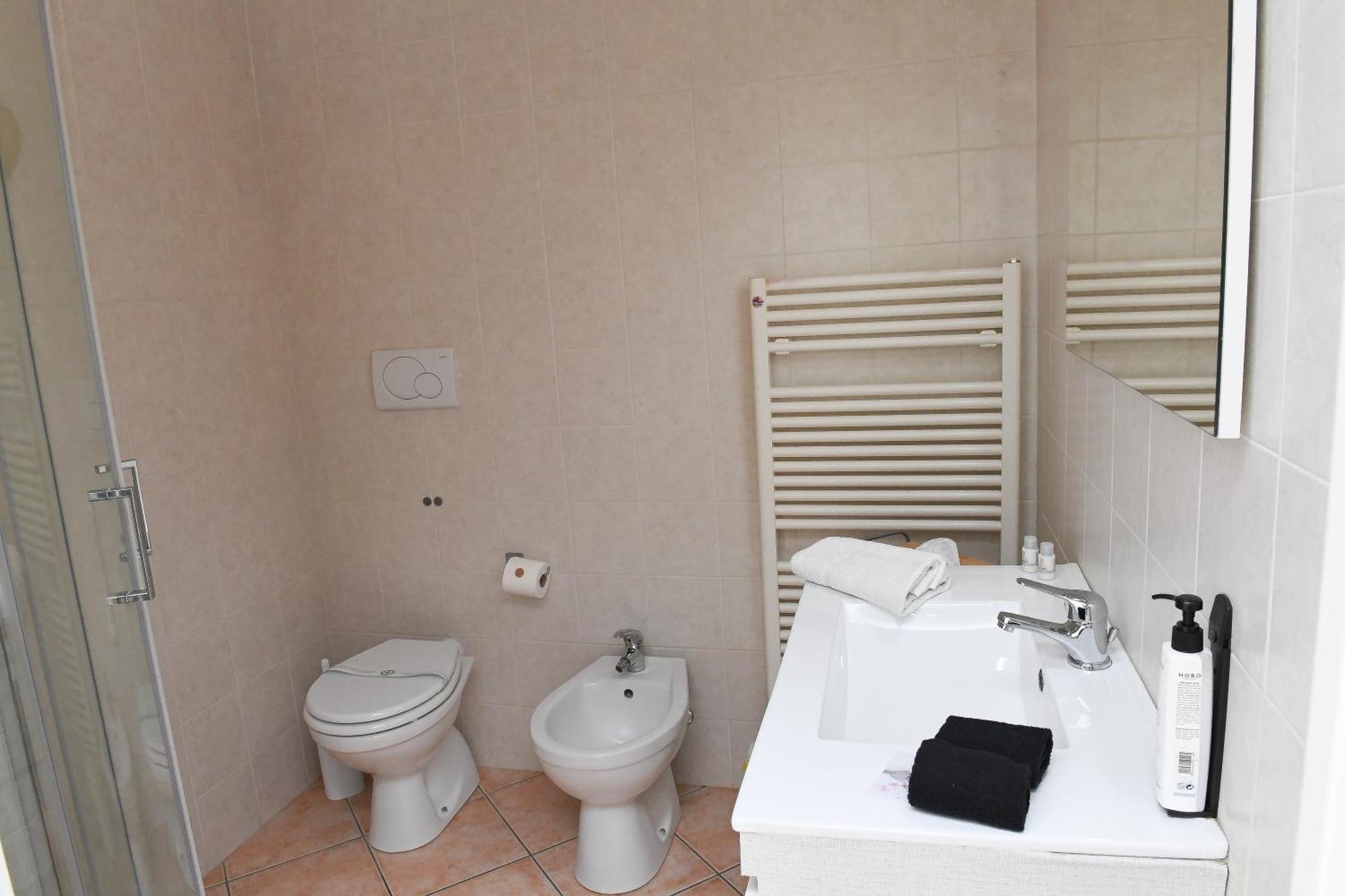 Home Suite Home Cavaion Veronese Exterior foto